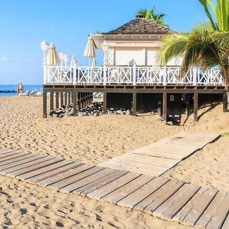 דירה Lf With Well Connected, Beach, Pool